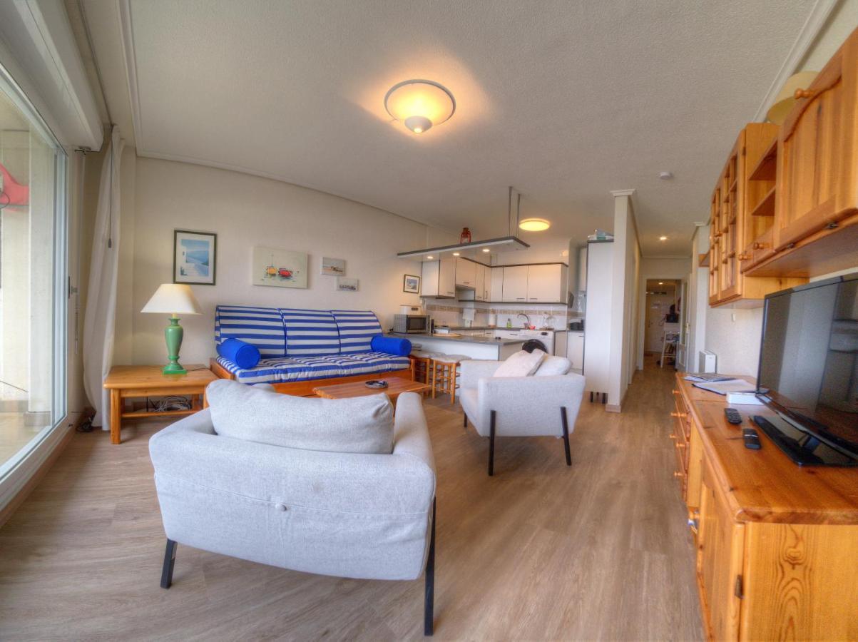 Vistamar. Primera Linea. Bahia De Santona Apartment Bagian luar foto